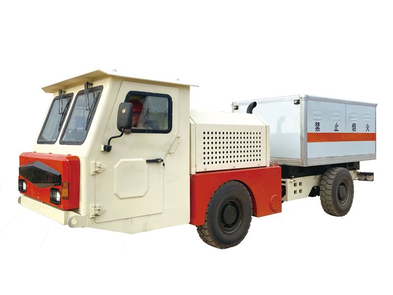 FCB-3礦用柴油機(jī)無(wú)軌爆破器材運(yùn)輸車(chē)